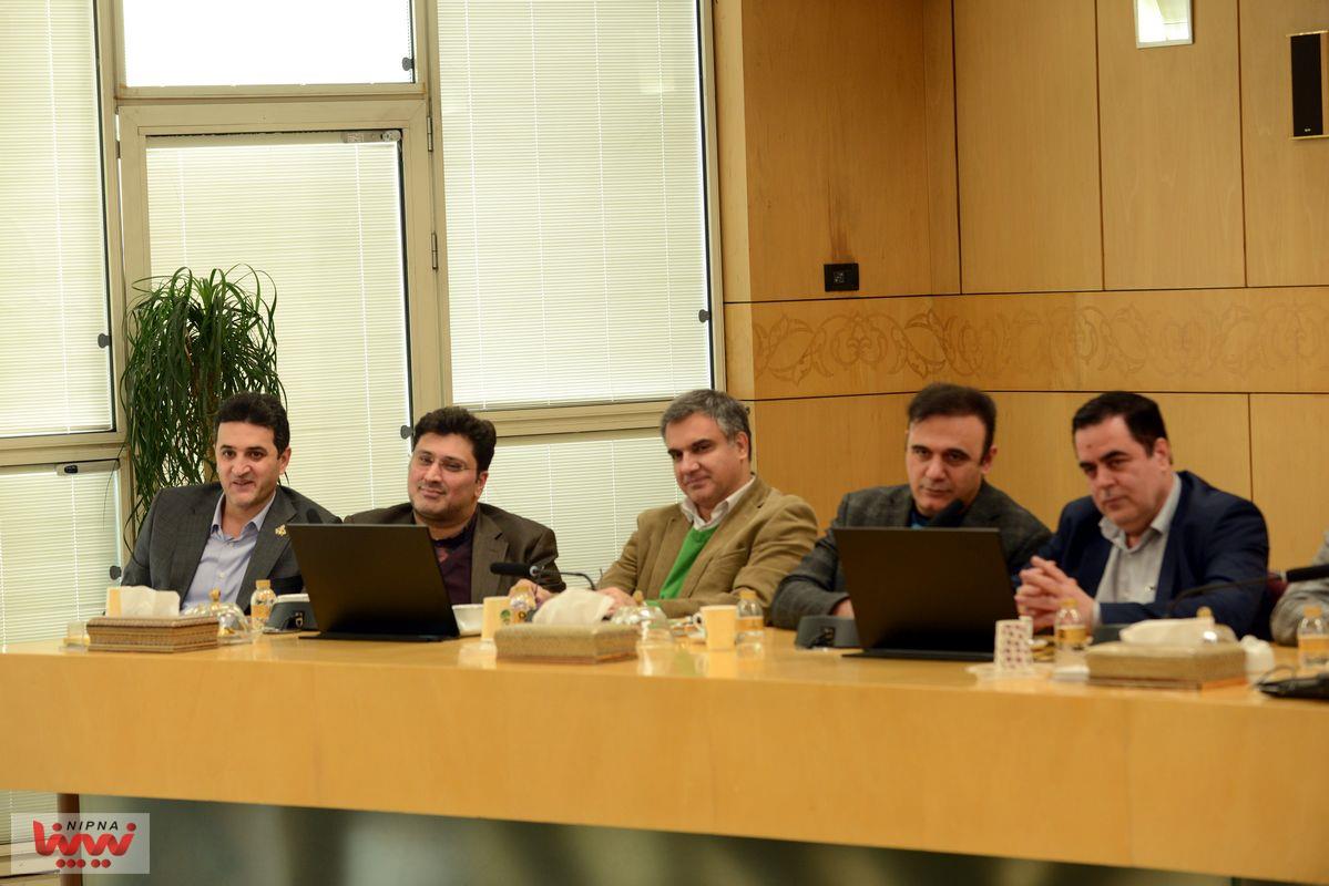 تقدیر مدیرعامل شرکت ملی صنایع پتروشیمی از اعضای کارگروه سلامت اداری NPC 5